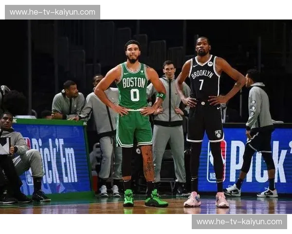 宿命之战,谁主沉浮?勇士vs湖人:这不只是一场比赛,而是一整个时代。